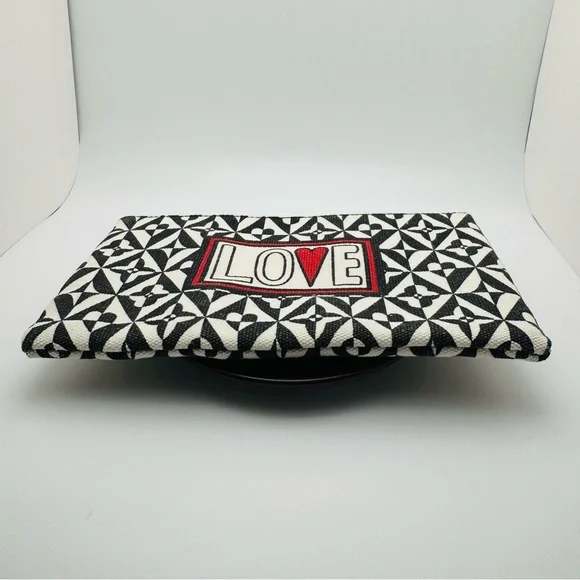 Brighton LOVE Zip Pouch Black White Geometric Canvas 9x5.5 - Picture 8 of 11